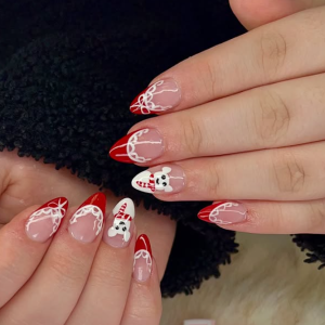 weihnachtsngel-2025-rote-french-nails-mit-santa-claus-elegantes-verspieltes-nageldesign-im-trend