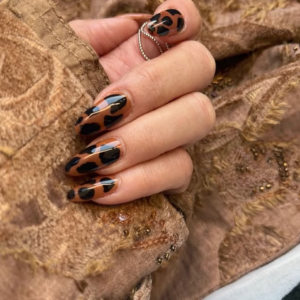 leopard-nageldesign-2026-trendy-elegant-stilvoll-bei-rubynails-rostock