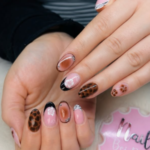 leopard-glam-nails-ein-modernes-kunstwerk-auf-den-ngeln