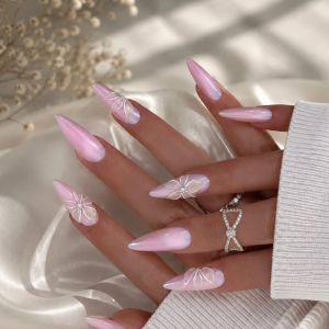 romantische-rosa-butterfly-ngel-luxurises-feminines-nageldesign-2026