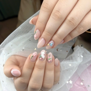 ruby-nails-rostock-spezialist-fr-gel-ngel-strassdesigns-im-trend-2025