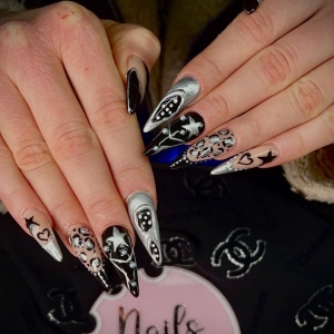 luxury-dark-star-wenn-winterglamour-in-rostock-funkelt