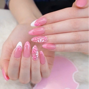 pink-nageldesign-2026-feminine-eleganz-zarte-blten-bei-rubynails-rostock